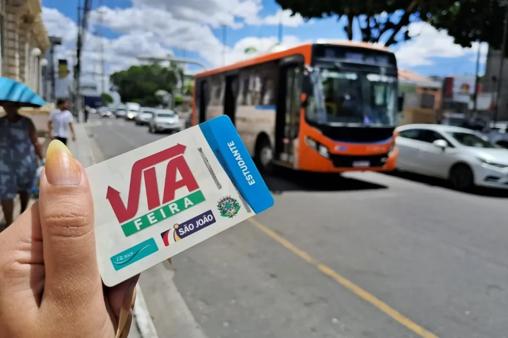 Último dia para revalidação do Cartão Via Feira Estudante sem bloqueio