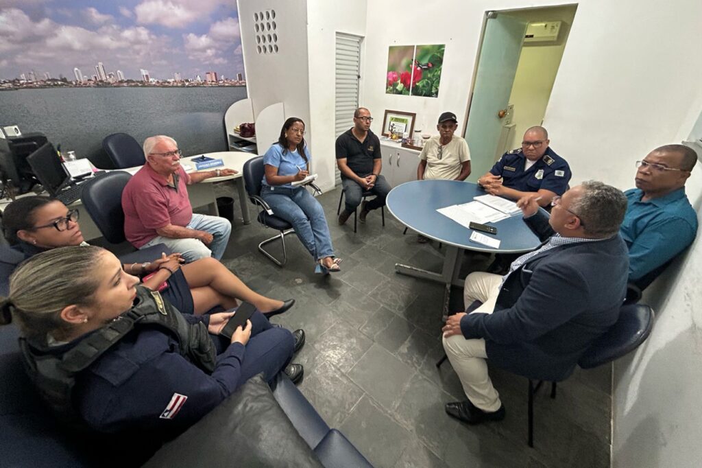 Reunião entre Meio Ambiente, Guarda Municipal e SMT discute regulamentação de carros de som