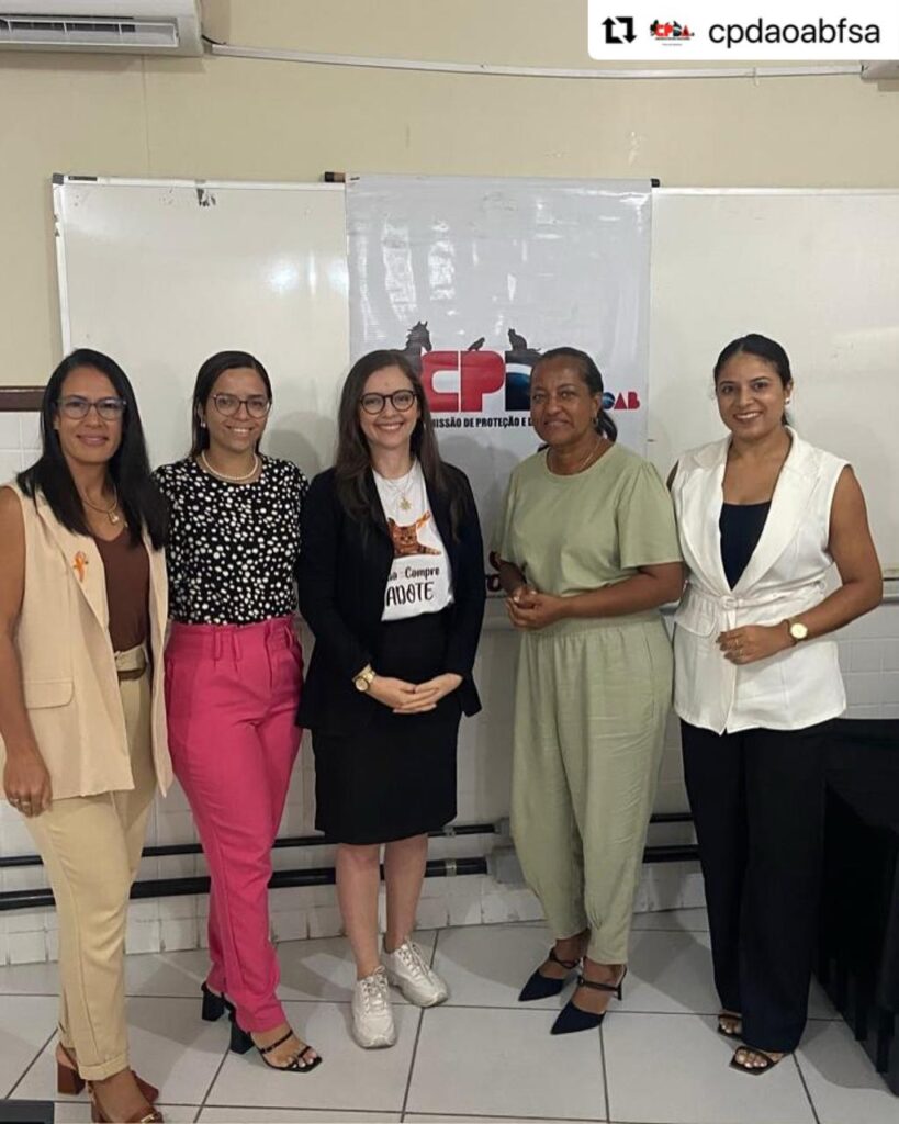 Comissão de Proteção e Defesa aos Animais da OAB Feira participa de evento da Polícia Militar