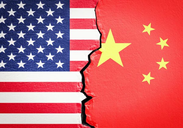 Guerra comercial: China eleva tarifa sobre produtos dos EUA para 84%