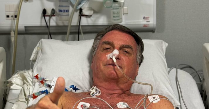 ‘Em breve estarei de volta’, diz Bolsonaro