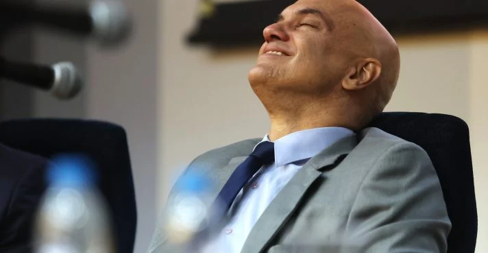 Moraes amplia articulação política em meio à pressão por anistia, diz jornal