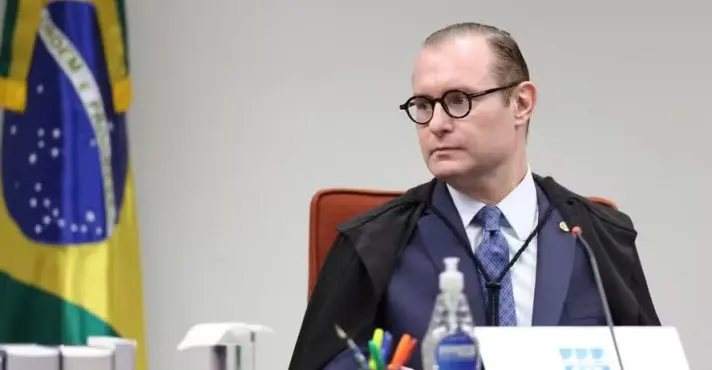 OAB contesta ordem do STF para lacrar celulares