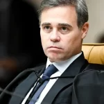 Mendonça contraria Moraes e rejeita quebra ampla de sigilo na internet