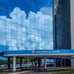 Congresso revogou lei antifraude de Bolsonaro que barrava esquema bilionário no INSS