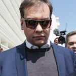 EUA: Ex-deputado George Santos é condenado a 7 anos de prisão