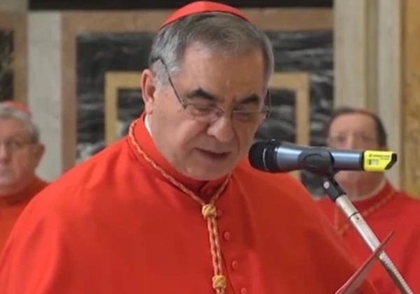 Condenado por corrupção, cardeal italiano desiste de participar do conclave