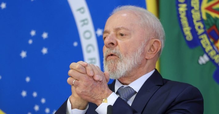 Desaprovação de Lula segue superior à aprovação