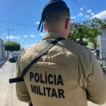 Policial é baleado acidentalmente por colega ao fugir de ataque de cachorros em Salvador