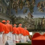 Conclave leva cardeais à reclusão total a partir desta terça-feira
