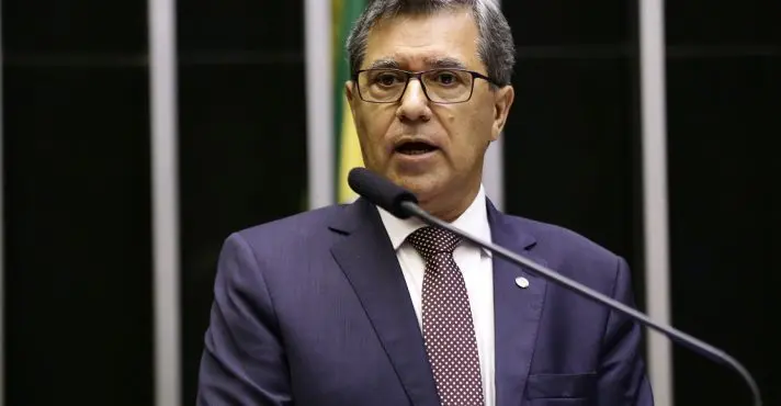 Ex-deputado do PSB orienta aposentados a não denunciarem descontos do INSS