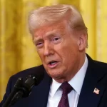 Trump concede perdão de pena a 26 pessoas, incluindo famosos