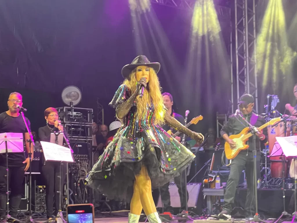 Elba Ramalho celebra cultura nordestina no São Pedro de Humildes