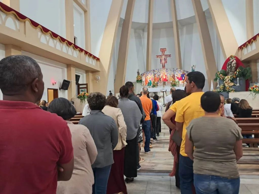 Santuário dos Capuchinhos celebra Dia de Santo Antônio com programação de missas e procissão