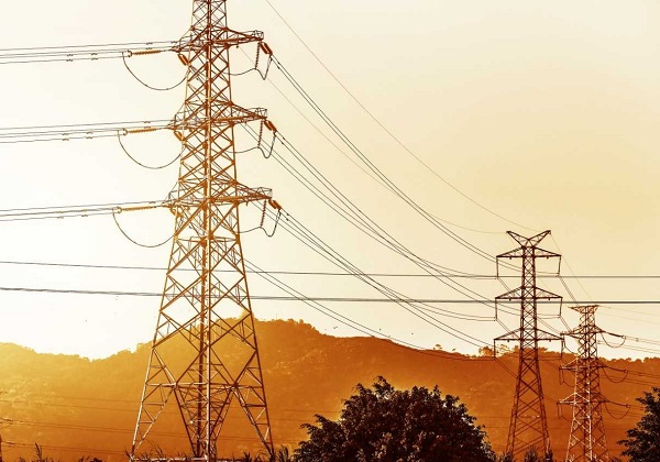 Contas de luz seguem com bandeira vermelha em julho e custo extra é mantido