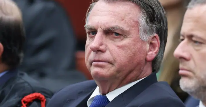 PF indicia Bolsonaro, Ramagem e Carlos no caso da ‘Abin paralela’