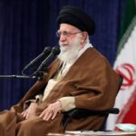 Irã diz que não discutirá fim de seu programa nuclear enquanto estiver sob ataques de Israel