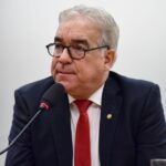 Zé Neto defende aumento de imposto e ignora sacrifício da população em meio à crise econômica