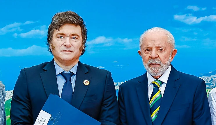 Lula fará primeira viagem a Buenos Aires após posse de Milei