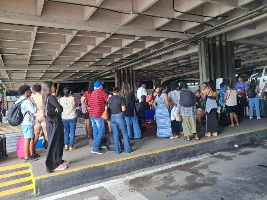 São João e Corpus Christi movimentam rodoviária de Feira de Santana