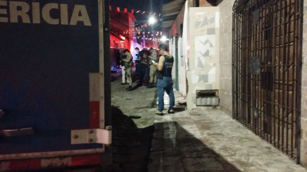 2 homens são assassinados em bairros diferentes de Feira de Santana em menos de duas horas