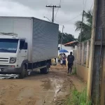 Pai e filho morrem eletrocutados por fio de alta tensão em Feira de Santana