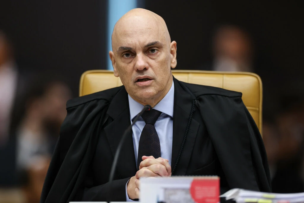 Alexandre de Moraes mantém prisão de kid preto