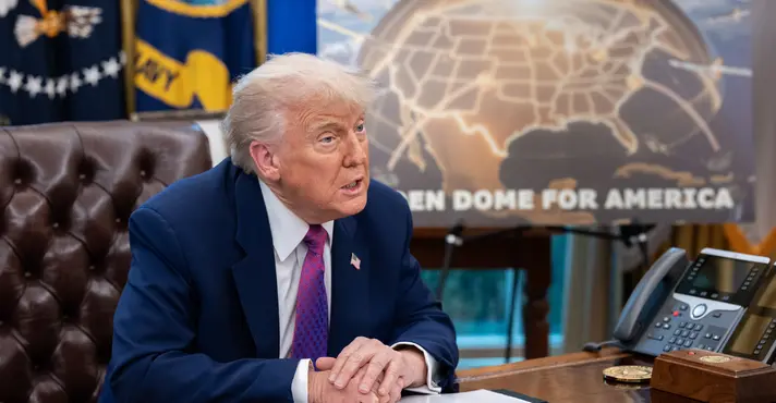 Trump assina decreto que adia retomada de tarifaço para 1º de agosto