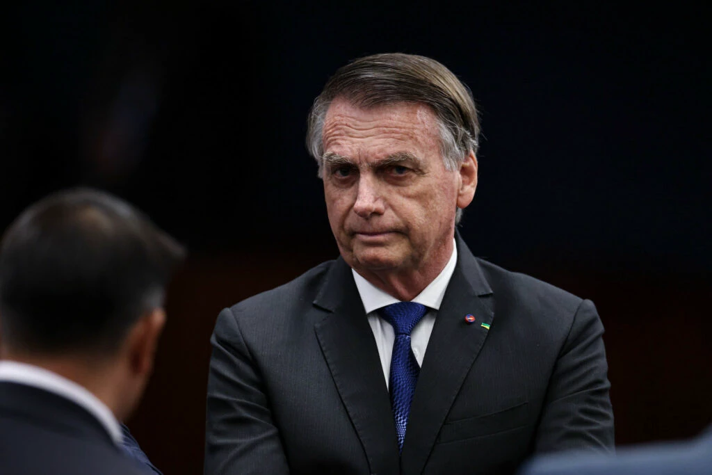 Bolsonaro cita Bíblia para criticar Lula após tarifa de 50% dos EUA