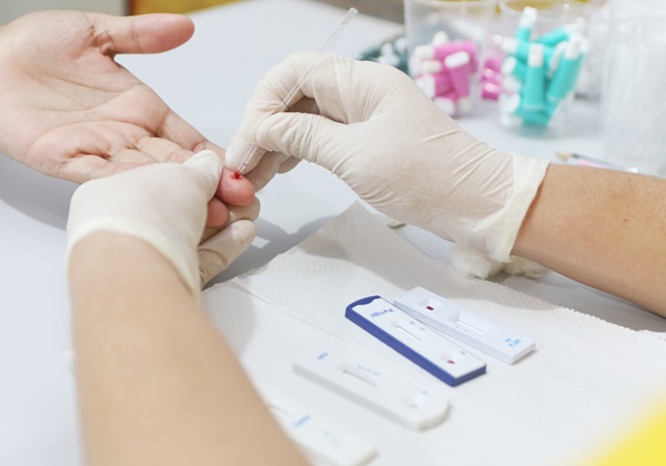 Casos de hepatite A crescem 400% na Bahia e atingem adultos jovens