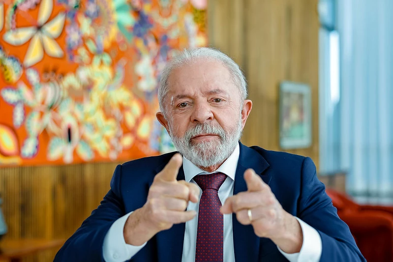 Governo Lula tem reprovação de 40% e aprovação de 29%