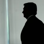 Defesa diz que Bolsonaro não descumpriu medidas e contesta prisão domiciliar
