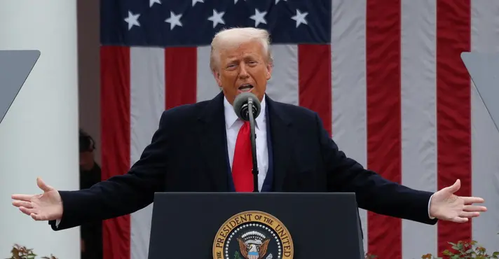 Trump fala com 35 líderes e ignora Lula enquanto taxa Brasil em 50%