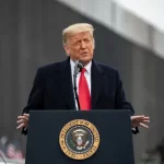 Trump sugere que Zelensky ceda territórios à Rússia para encerrar a guerra