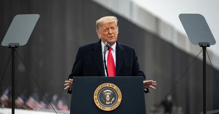 Trump sugere que Zelensky ceda territórios à Rússia para encerrar a guerra