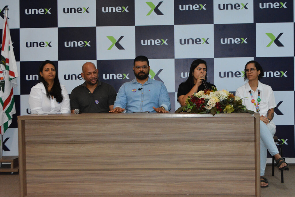 Saúde capacita profissionais da rede para melhor acolher e assistir a população LGBT+