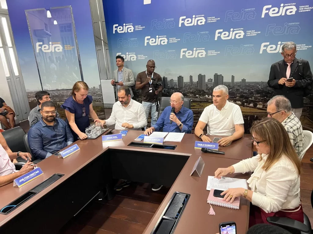 Feira de Santana anuncia convocação de 208 aprovados em concurso público