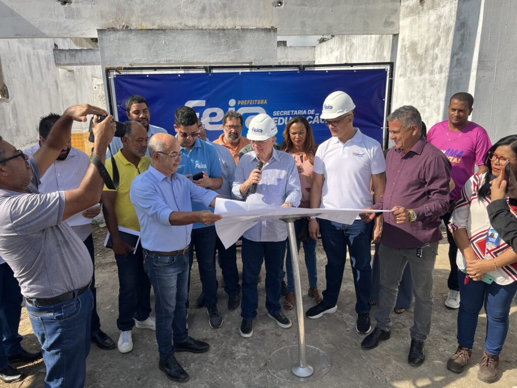 José Ronaldo autoriza início de obras para concluir construção de creche no bairro 35 BI