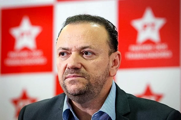 Presidente do PT chama Trump de “maior líder fascista do século 21”