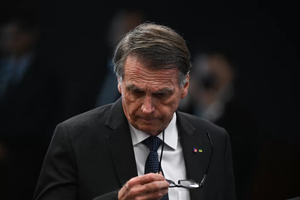 Boletim médico atualiza estado de saúde de Bolsonaro