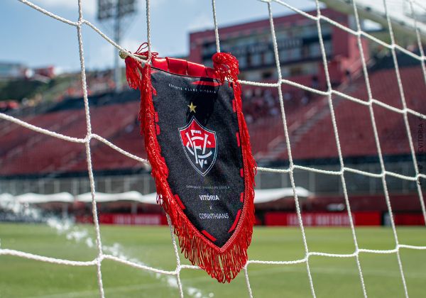 Vitória estuda vender cotas de TV para pagar dívidas fiscais