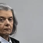 STF retoma julgamento de Bolsonaro com voto de Cármen Lúcia