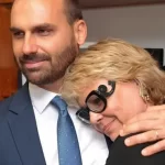 Ex-mulher de Bolsonaro diz que teve o CPF suspenso