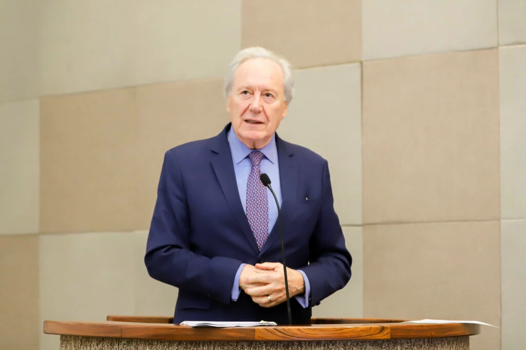 Lewandowski recebe visto para ir à ONU com Lula