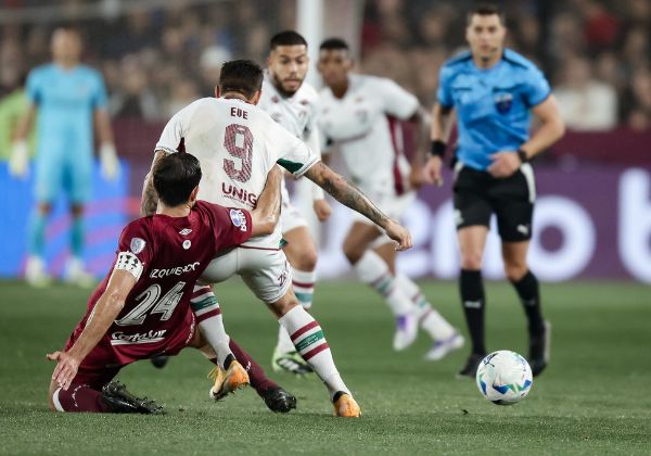 Adversário do Vitória tropeça na Argentina e perde pela Sul-Americana