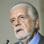 Líder de Lula diverge do PT e apoia redução de penas do 8/1