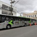 Prefeitura de Feira reforça transporte coletivo para região da Artêmia Pires com mais cinco ônibus