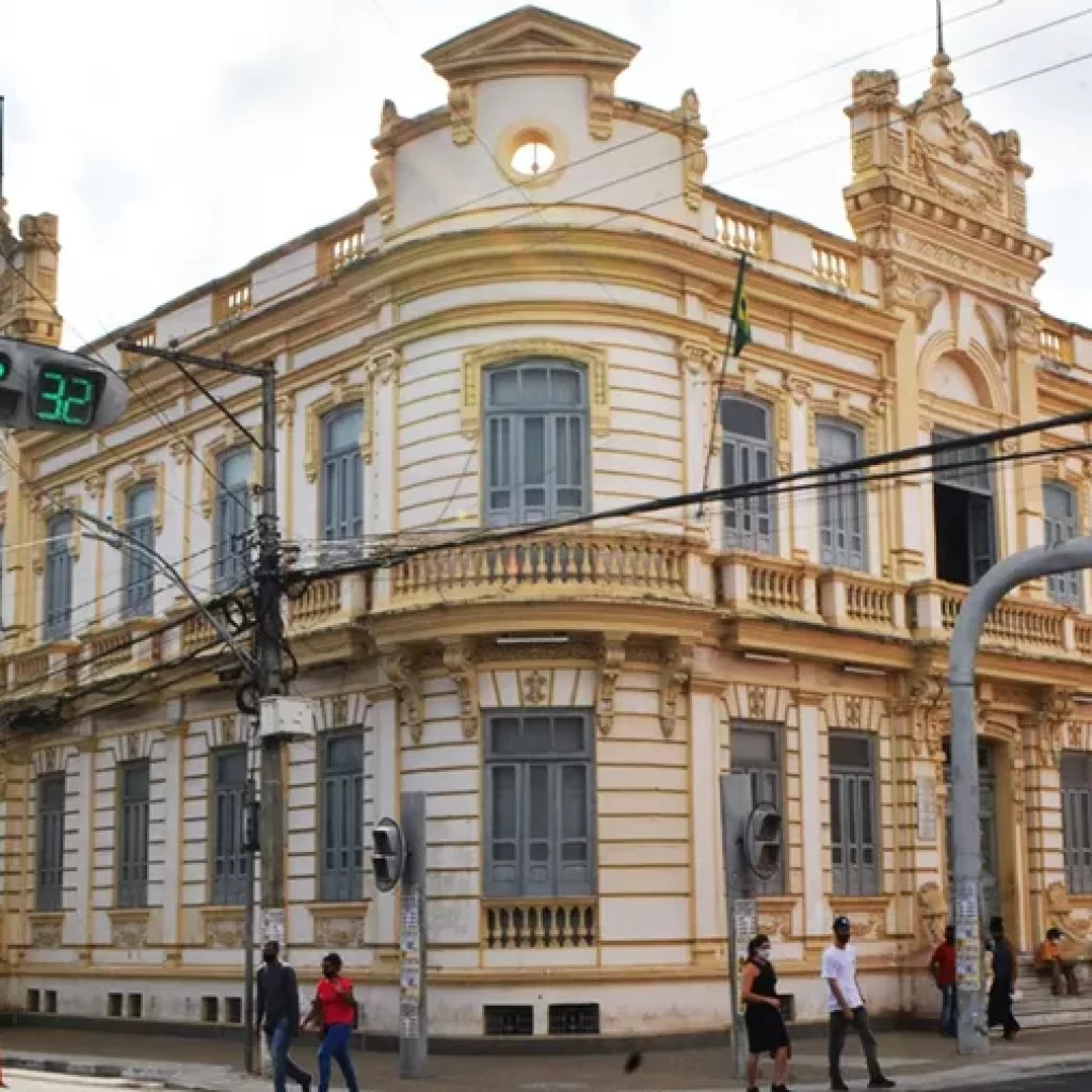 Feira de Santana terá ponto facultativo na segunda (27)