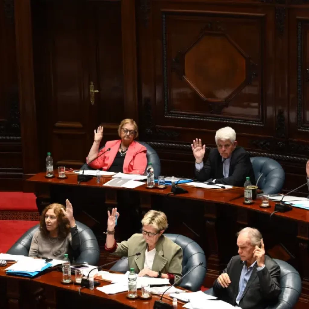 Uruguai aprova lei que autoriza eutanásia sob condições específicas