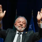 Lula recebe aposentadoria de R$ 12,5 mil do INSS como anistiado